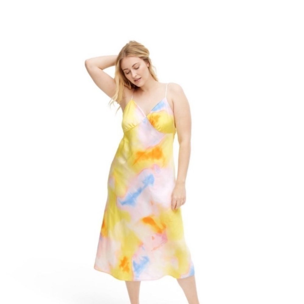 Target x DVF Diane von Furstenberg
NWT.
long satin sunset slip dress